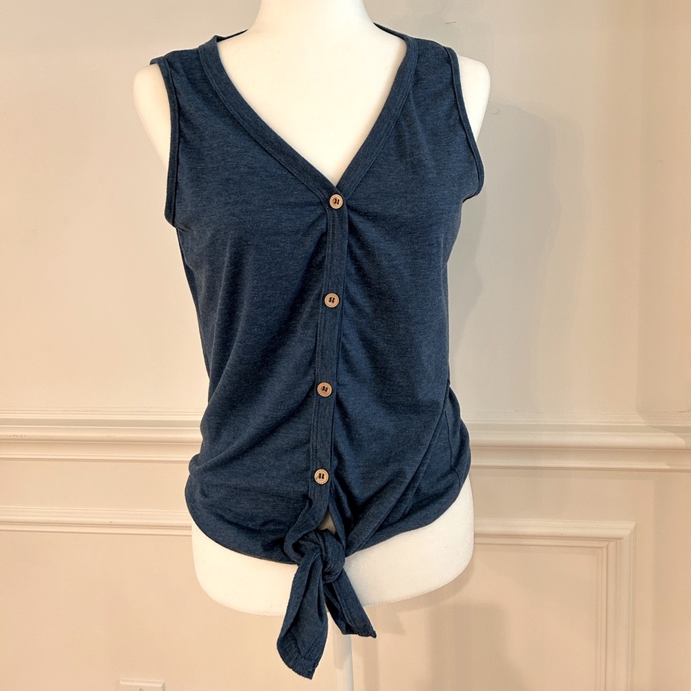 Blue tank with wooden buttons size Medium